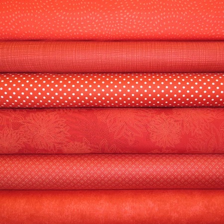 Red colour coordinates 6 fat quarter pack
