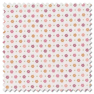 Bountiful Blooms - daisy off white (per 1/4 metre)