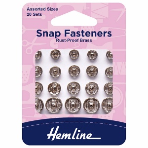 Silver snap fasteners (press studs)